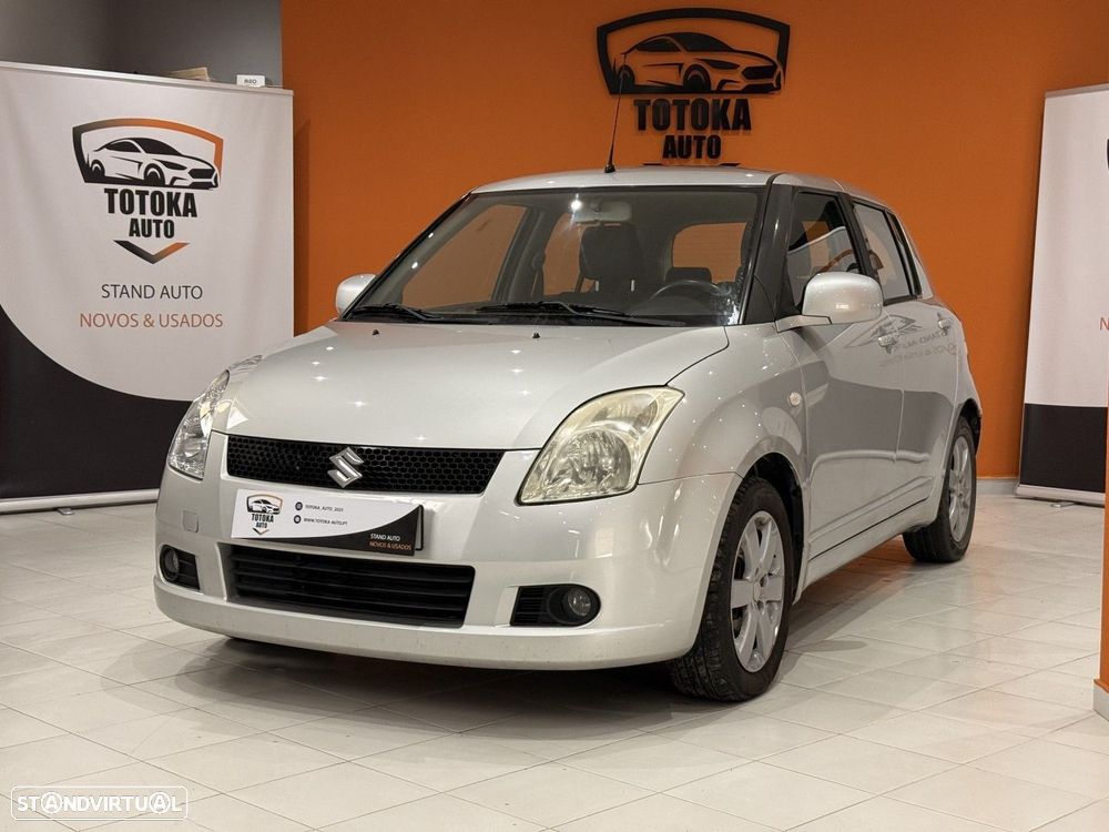 Suzuki Swift - 1