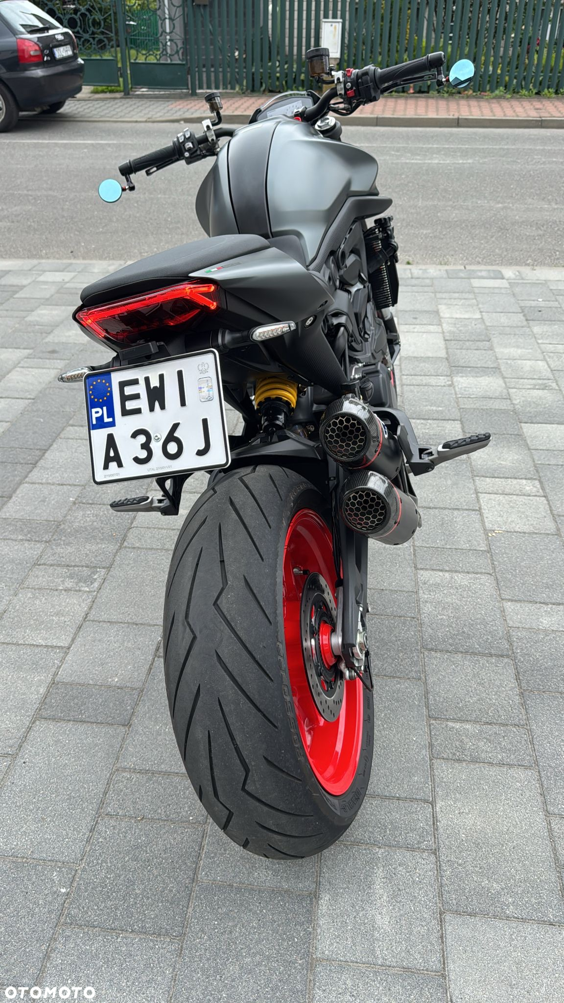 Ducati Monster - 3
