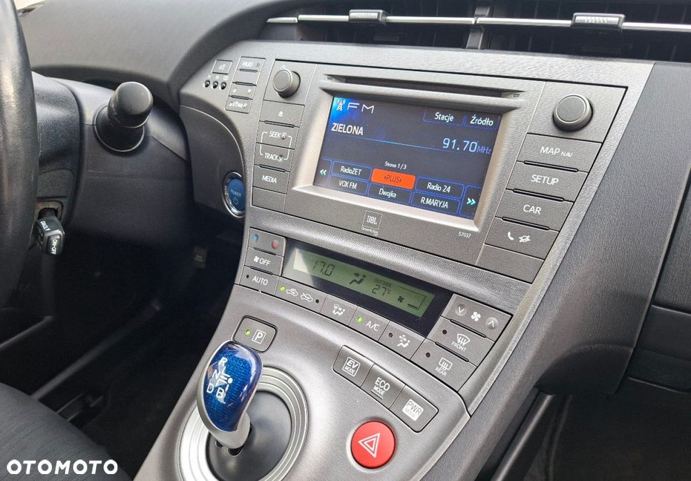 Toyota Prius - 16