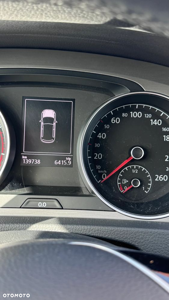 Volkswagen Golf VII 1.2 TSI BMT Comfortline - 12