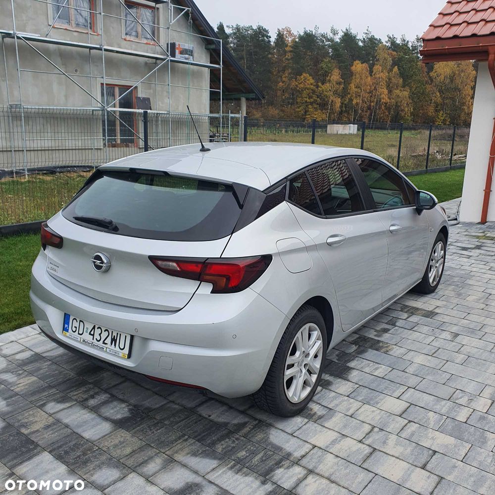 Opel Astra - 4