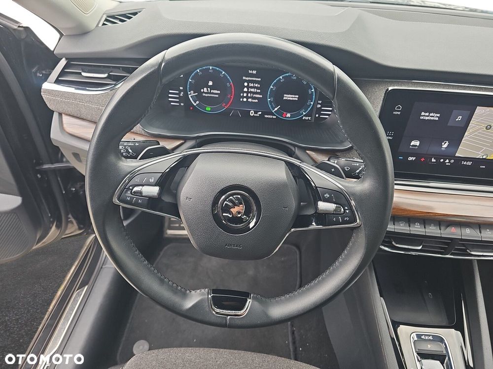 Skoda Octavia 2.0 TSI 4x4 Scout DSG - 21