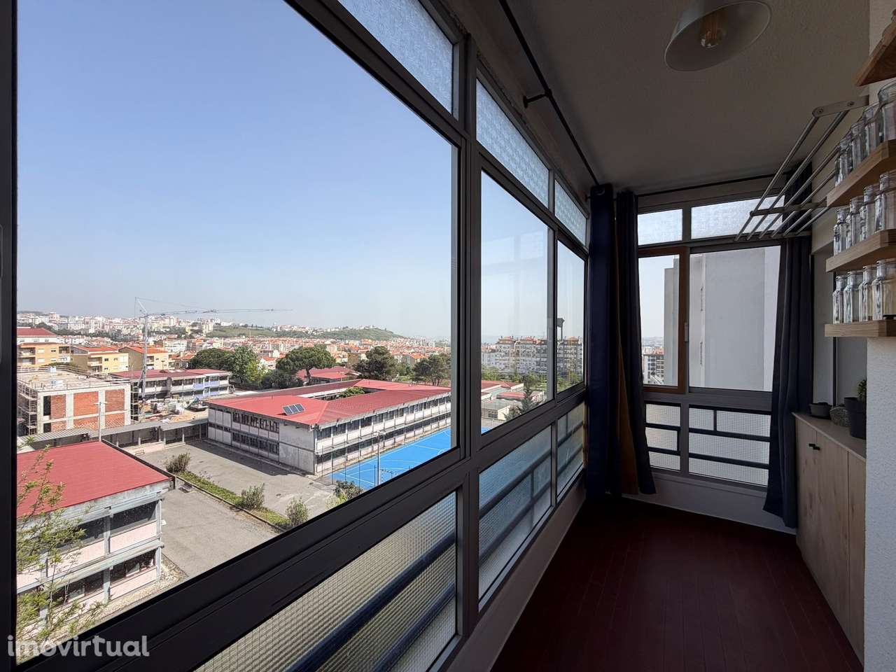 T1 Reboleira com Varanda - Grande imagem: 2/25