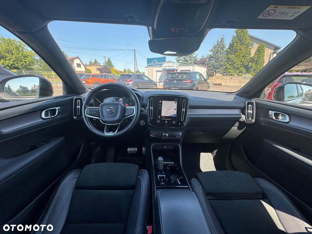 Volvo XC 40 D4 AWD R-Design - 14