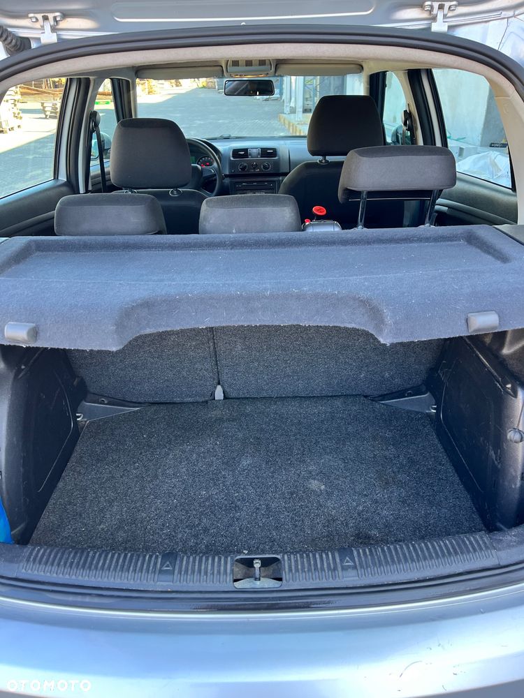 Skoda Fabia 1.6 TDI DPF Ambition - 10