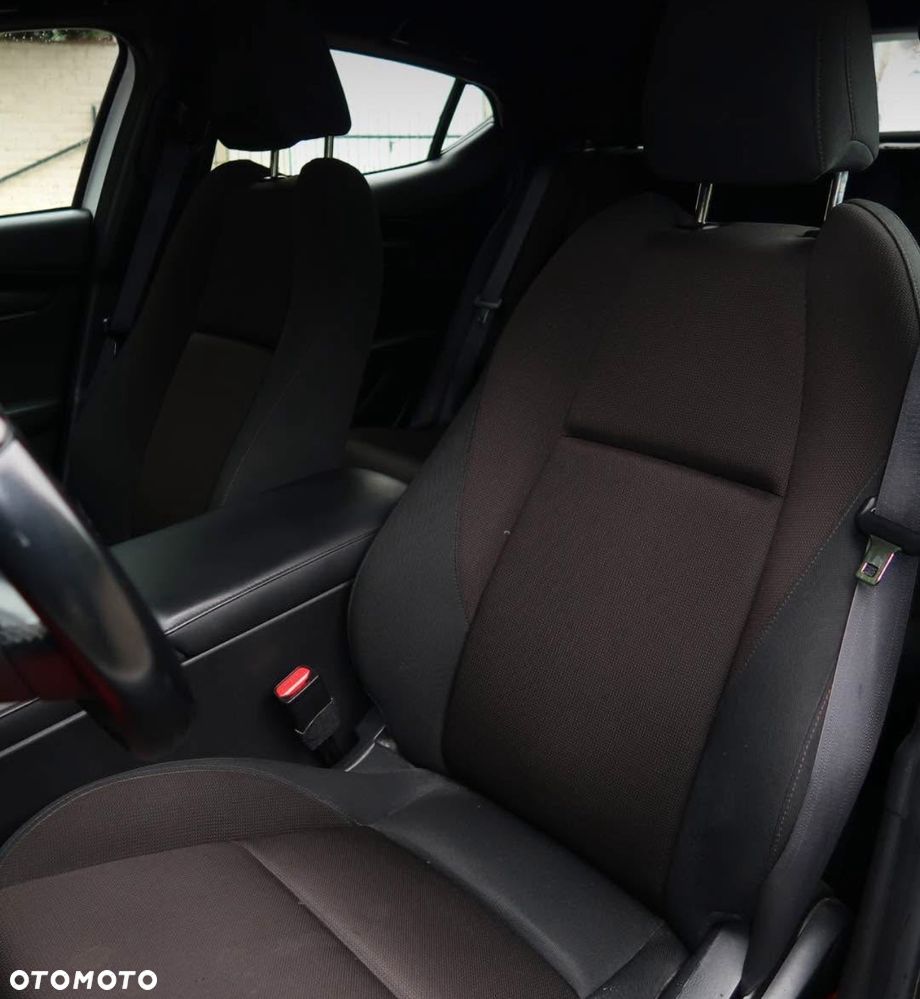 Mazda 3 SKYACTIV-D 1.8 DRIVE - 7