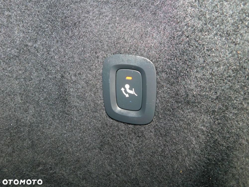 Volvo XC 60 B4 B Geartronic Momentum Pro - 18