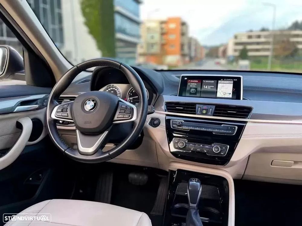 BMW X1 25 e xDrive xLine - 6