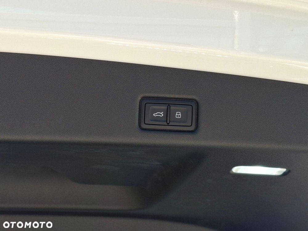 Audi SQ5 Sportback - 12