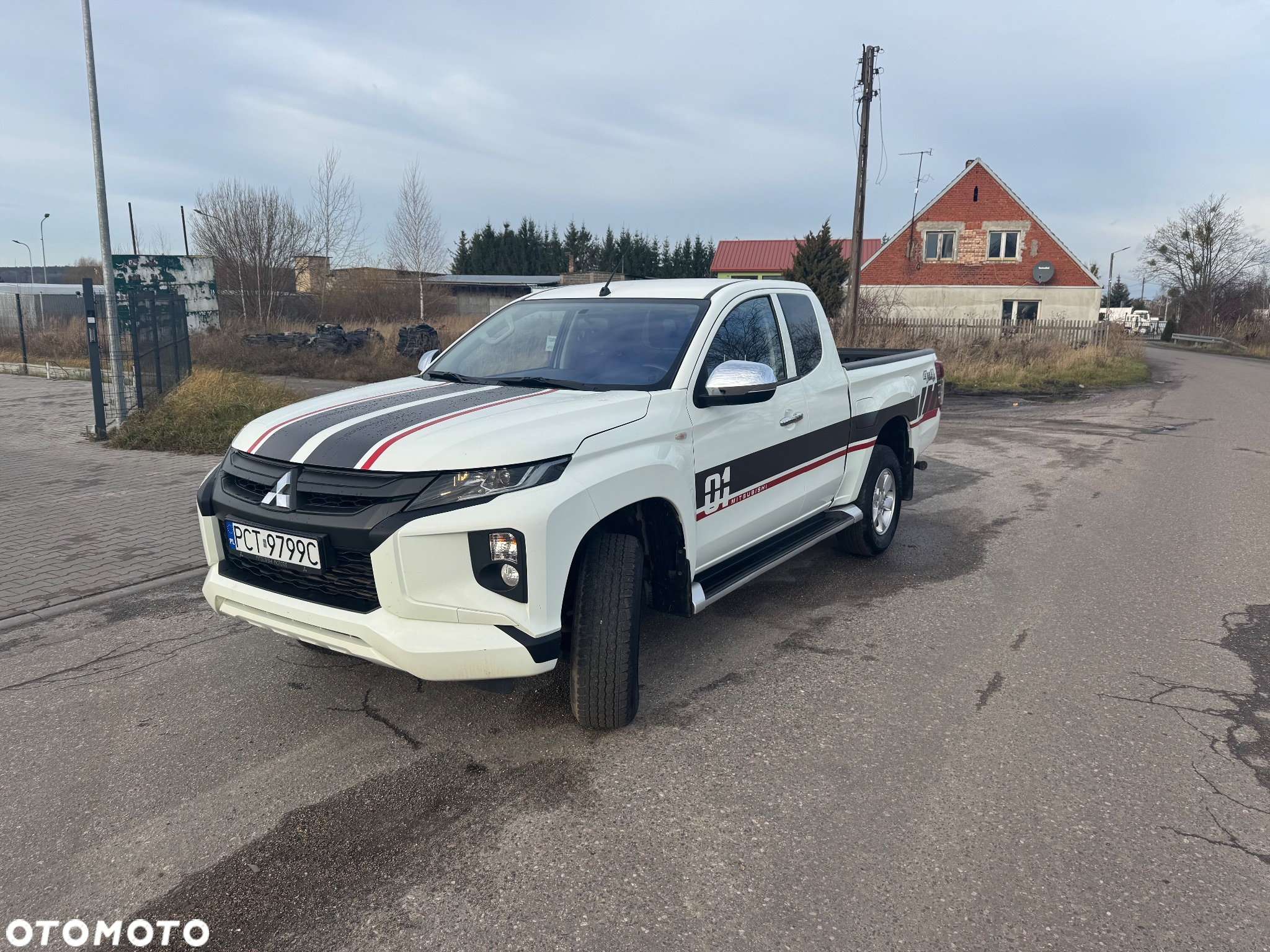 Mitsubishi L200 2.2 d DC Invite - 2