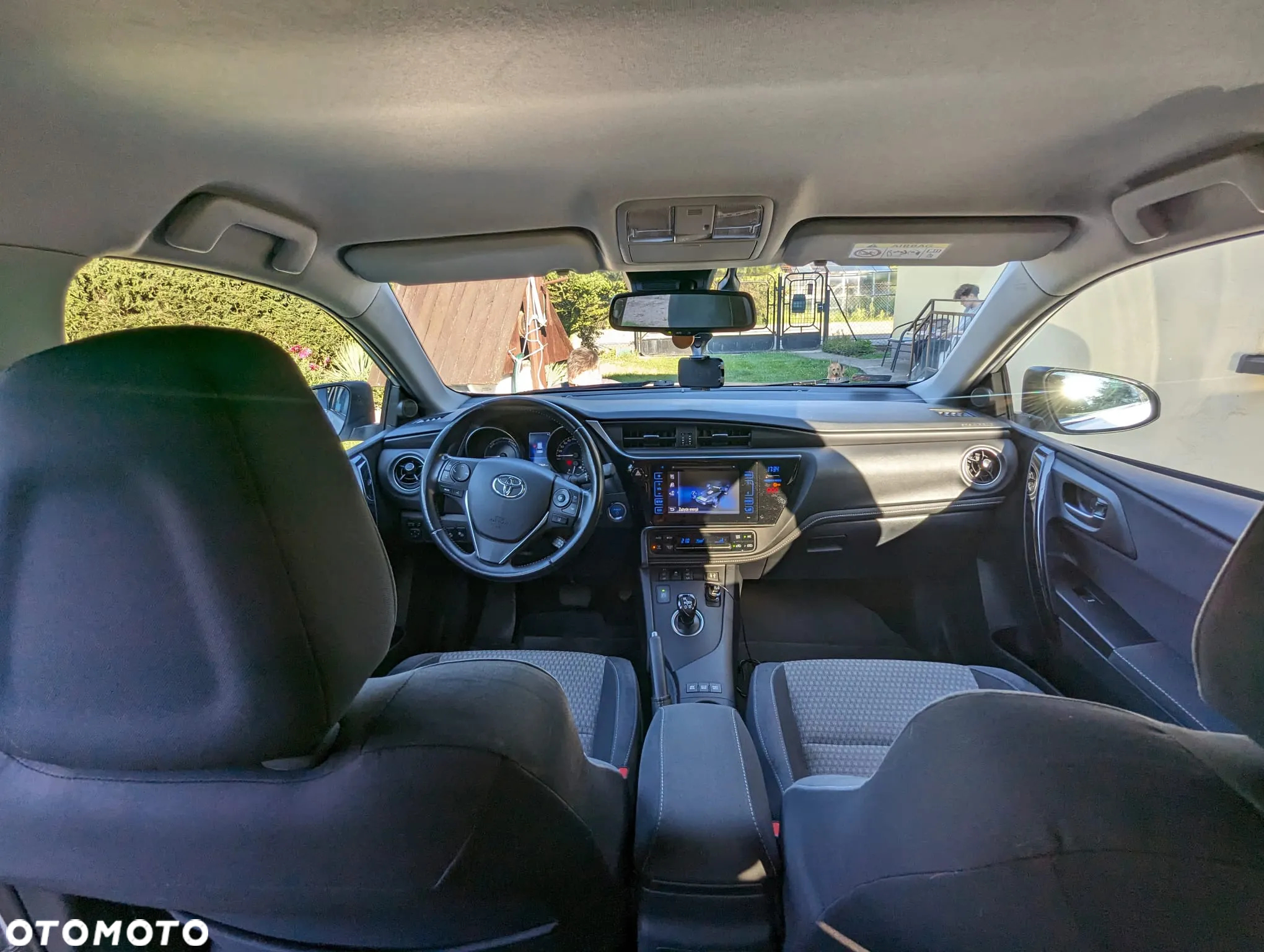 Toyota Auris Hybrid 135 Selection - 6