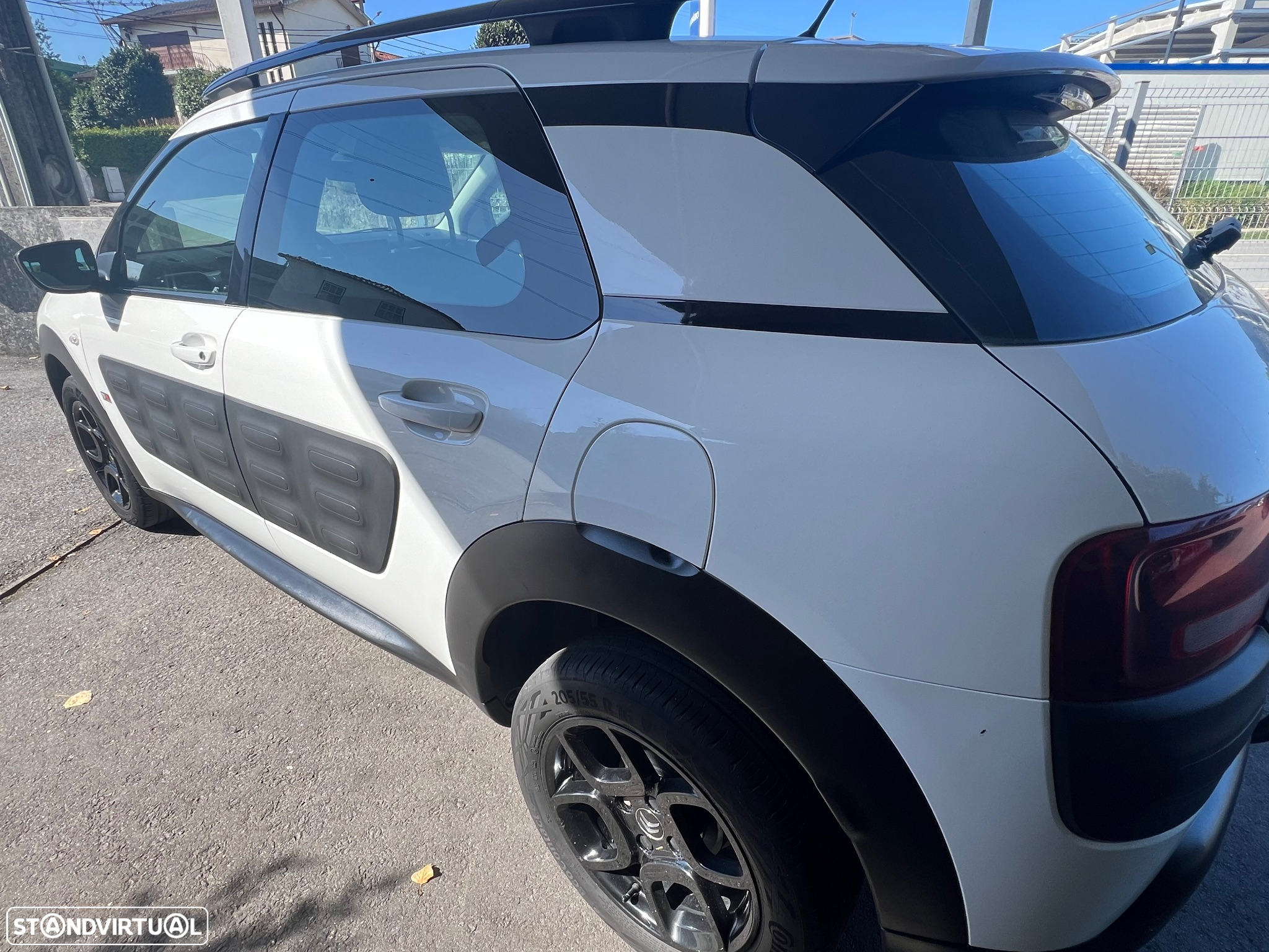 Citroën C4 Cactus 1.6 BlueHDi Feel Ed.Silver - 4