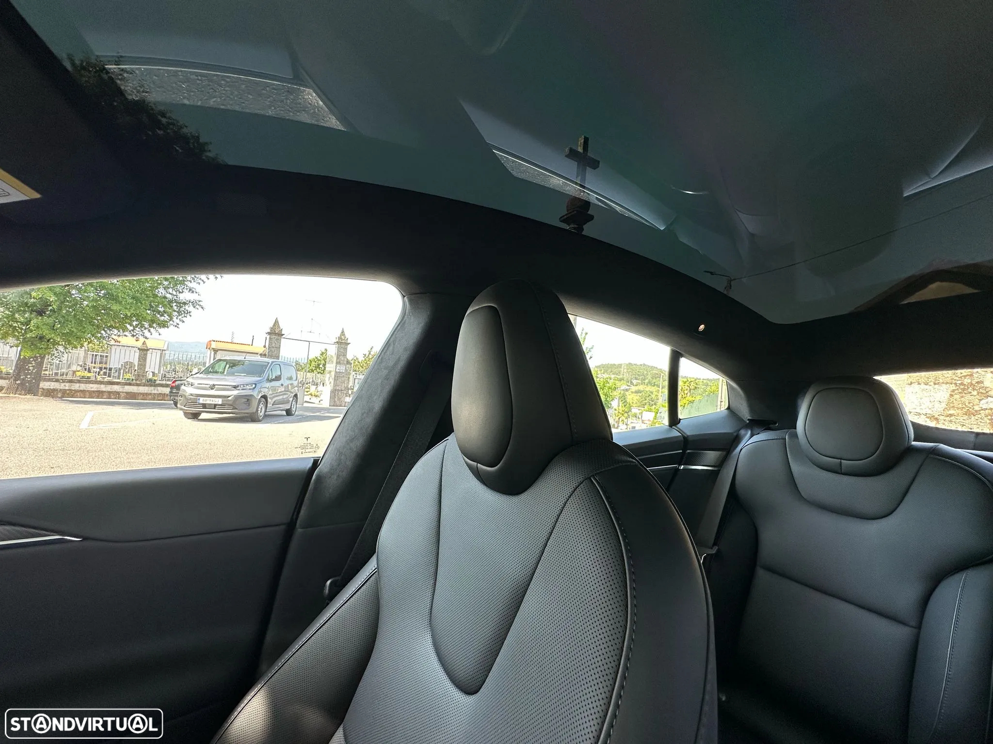 Tesla Model S Plaid AWD - 28