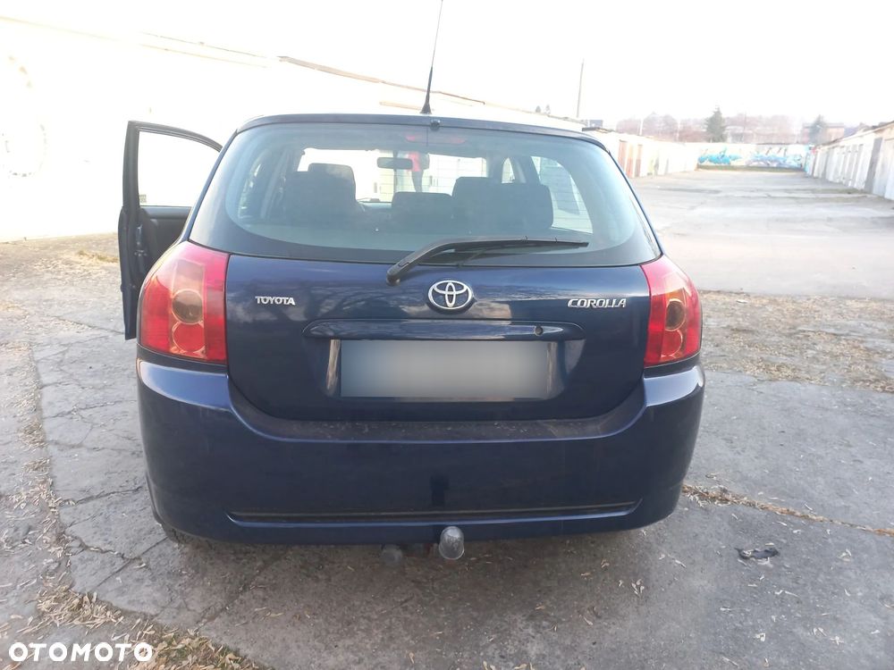 Toyota Corolla - 6