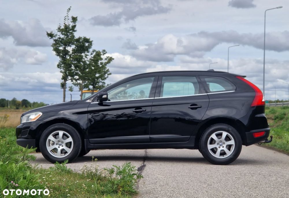 Volvo XC 60 DRIVe Momentum - 5