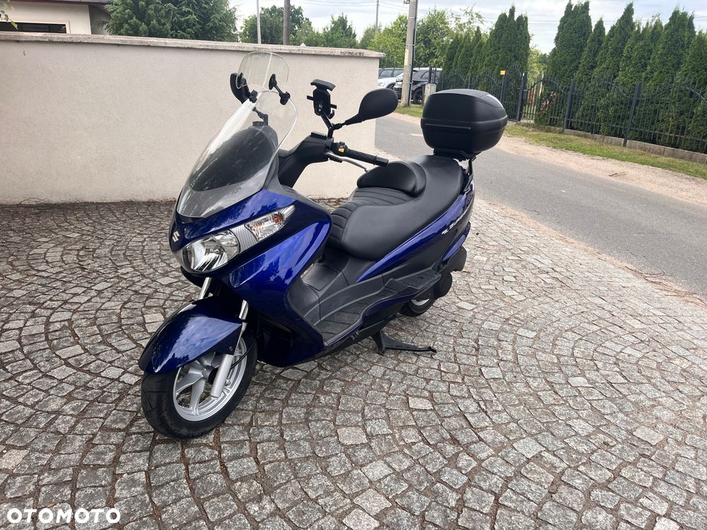 Suzuki Burgman - 1
