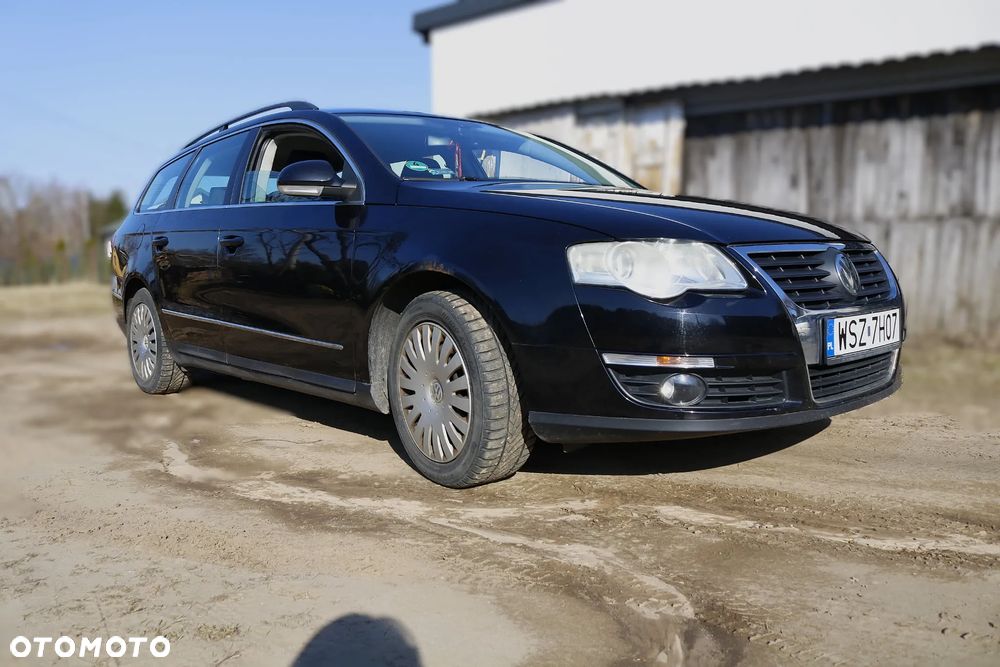 Volkswagen Passat 1.6 FSI Comfortline - 3