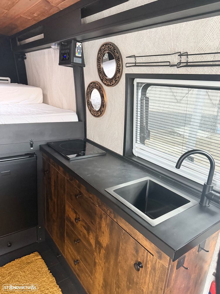 Renault Master Camper Van - 8