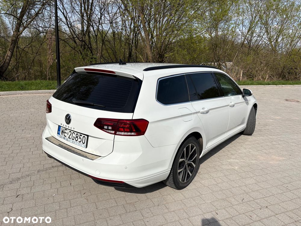 Volkswagen Passat 2.0 TDI Business DSG - 8