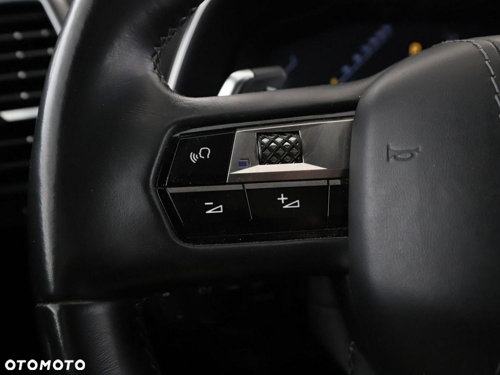 DS Automobiles DS 7 Crossback - 32