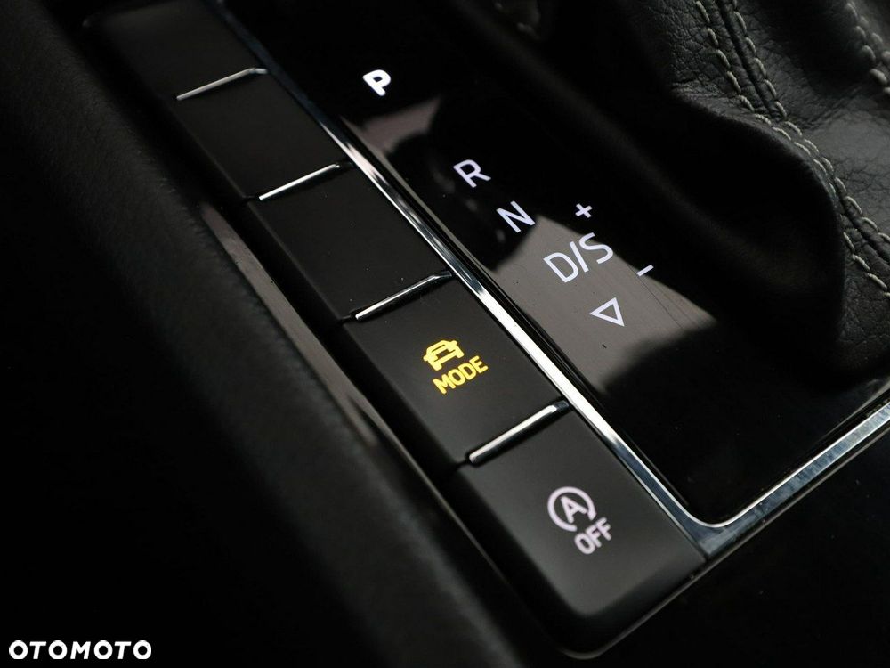 Skoda Superb 1.8 TSI DSG Ambition - 33