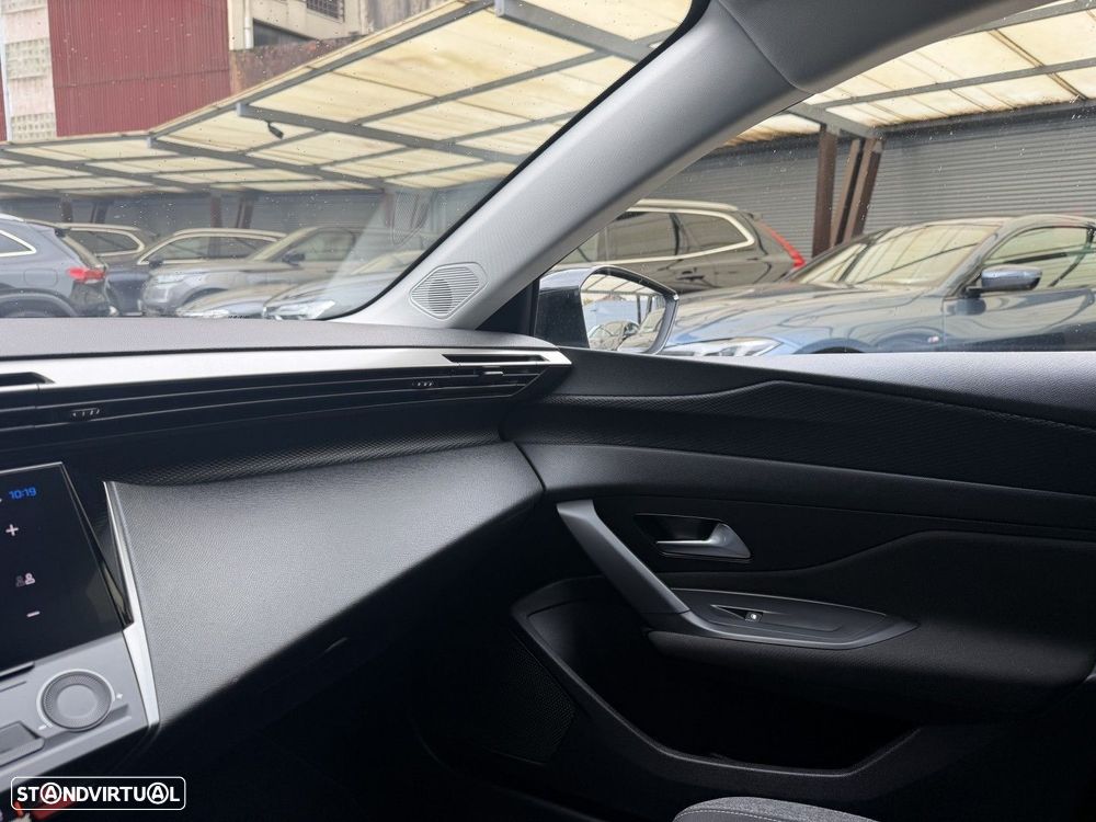 Peugeot 308 1.6 Hybrid Allure Pack e-EAT8 - 41