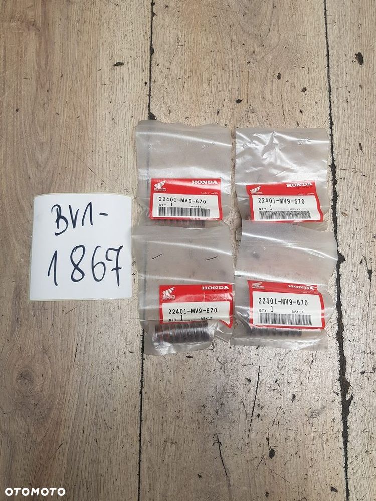 Sprężyna sprzęgła Honda CBR600F F2  22401-MV9-670 - 1