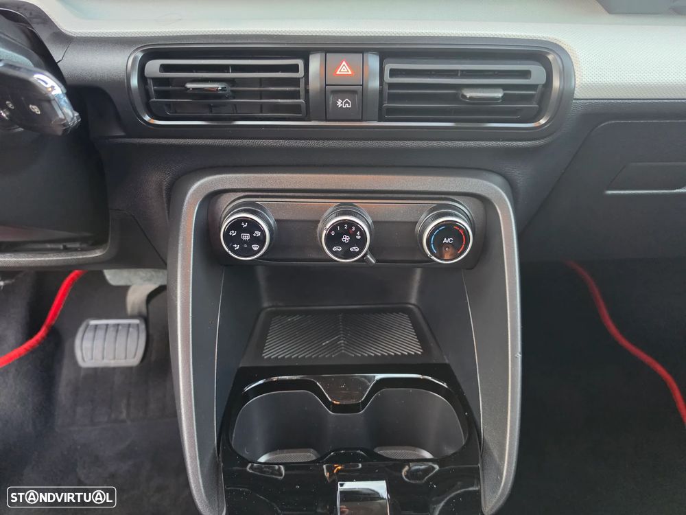 Citroën e-C3 44 kWh Autonomia Conforto Business - 25