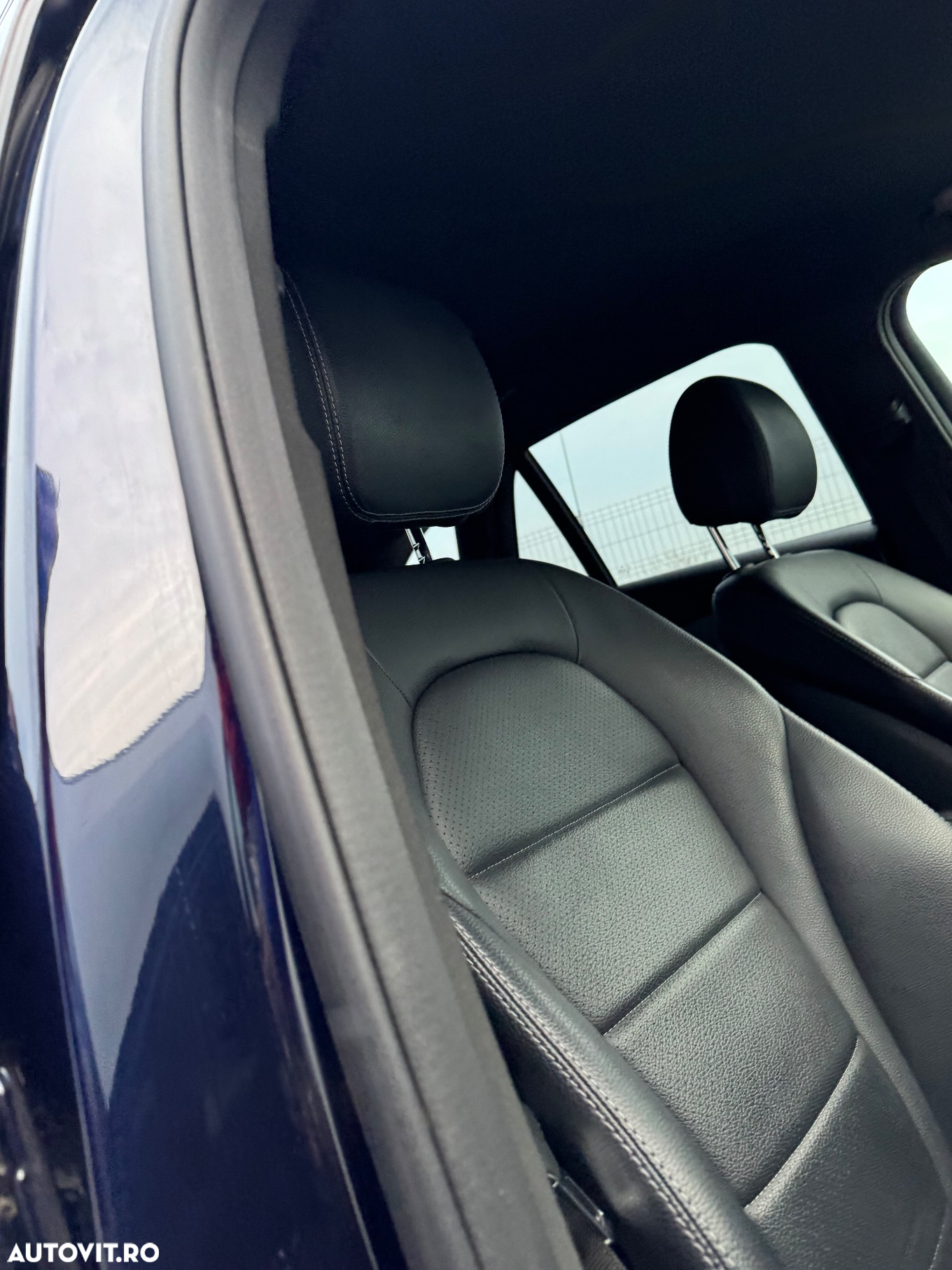 Mercedes-Benz GLC 220 d 4Matic 9G-TRONIC AMG Line - 9