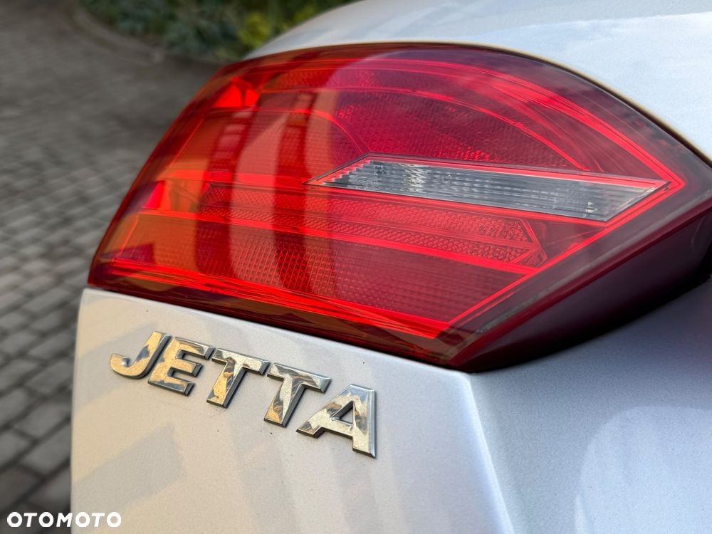 Volkswagen Jetta 1.2 TSI BlueMotion Technology - 30