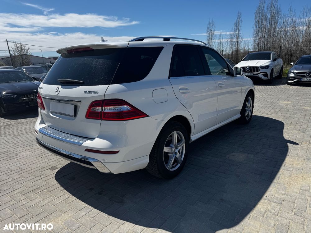 Mercedes-Benz ML - 14