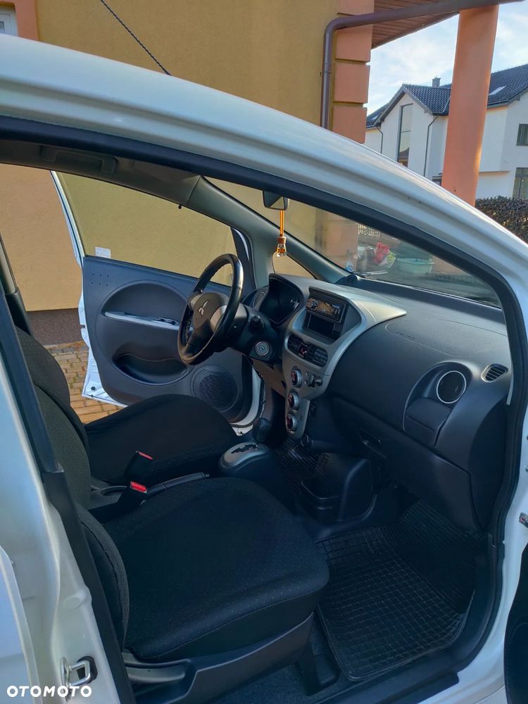 Mitsubishi i-MiEV - 8