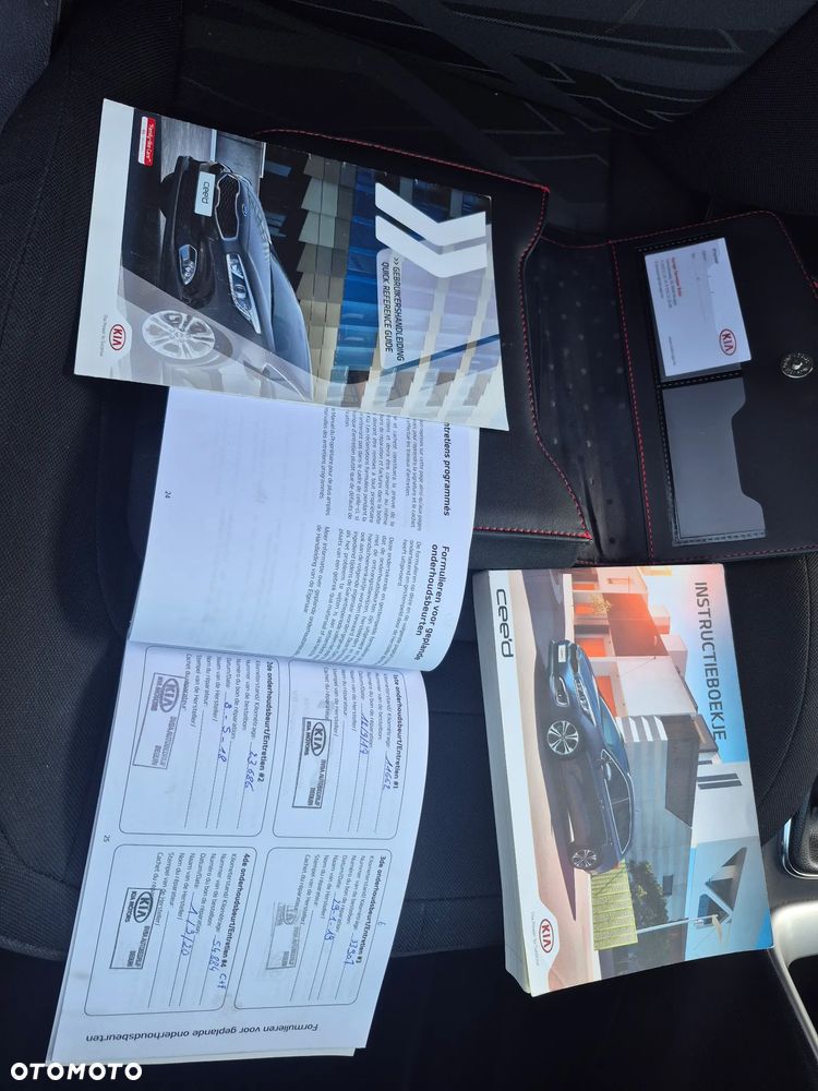 Kia Ceed 1.4 CVVT Dream Team Edition - 11