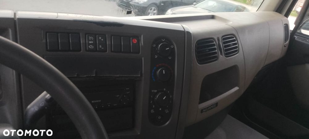 Renault Premium 280 - 9