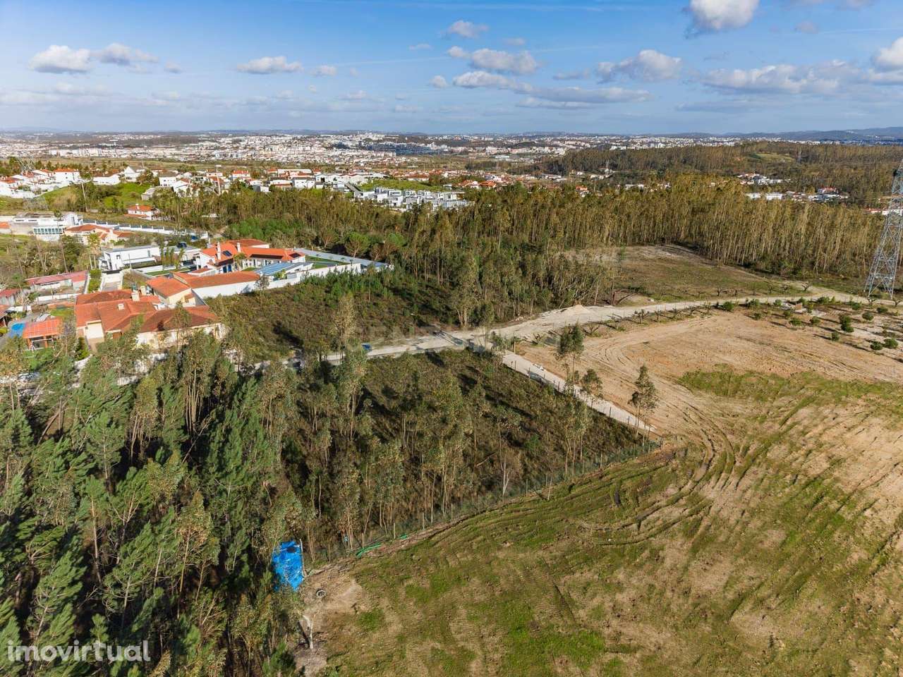 Terreno Rústico com Viabilidade de Construção — Barosa, Leiria - Grande imagem: 4/17