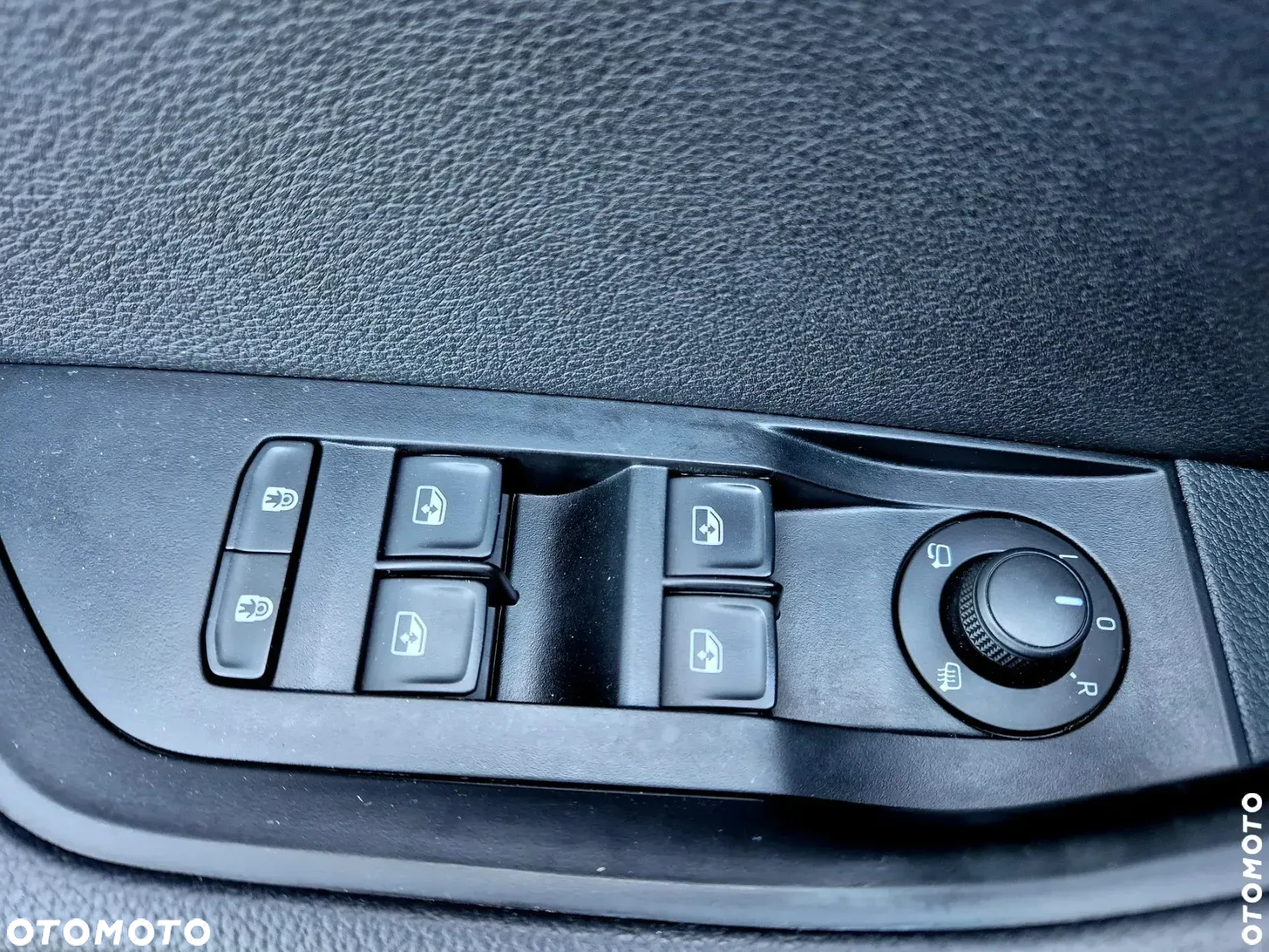 Skoda Superb 1.5 TSI Ambition DSG - 21