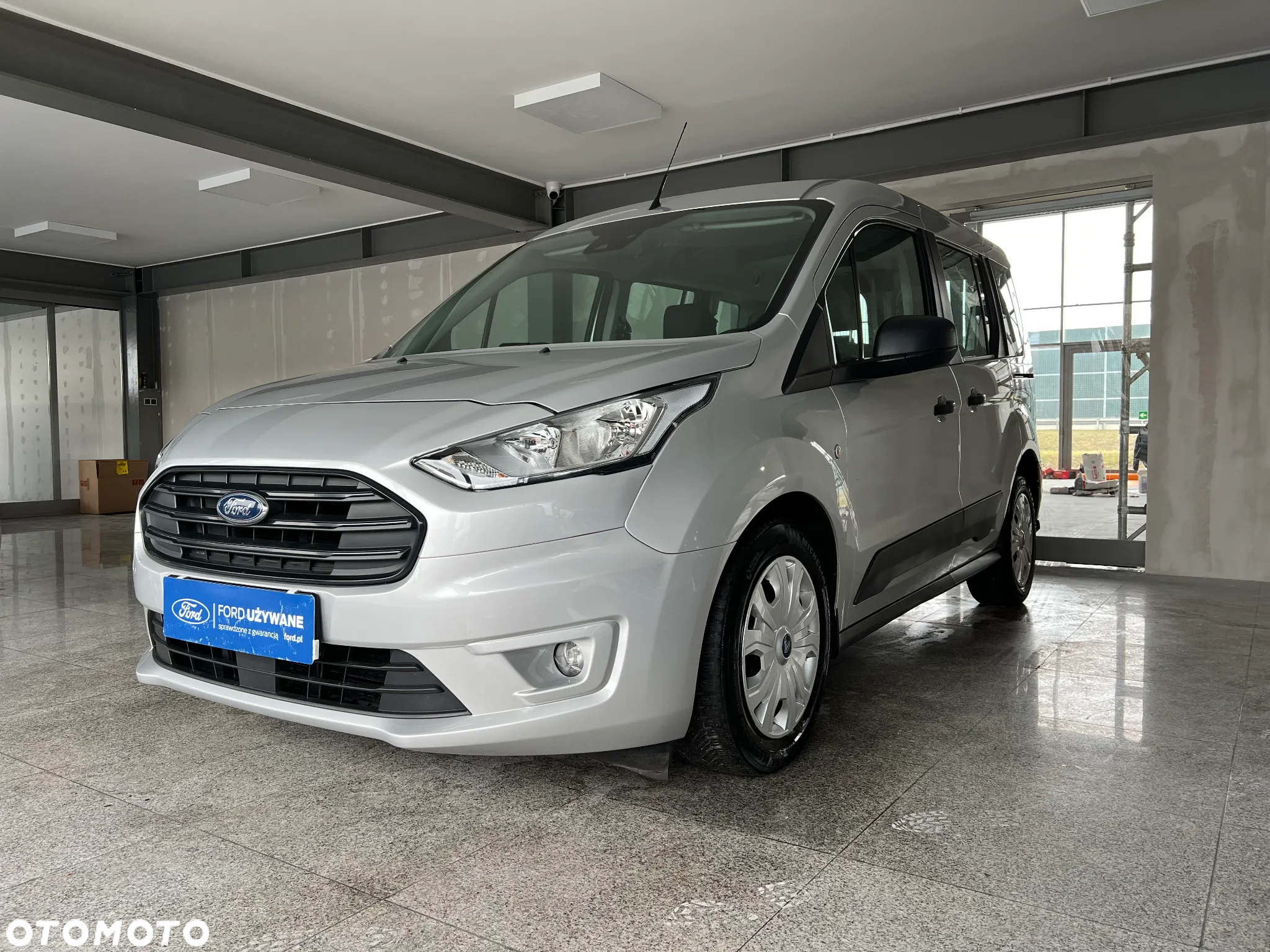 Ford Transit Connect - 8
