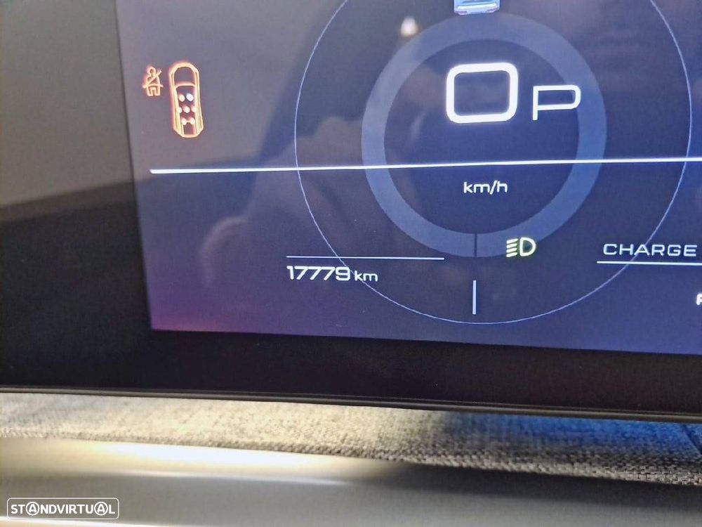 Peugeot 5008 1.2 Hybrid Allure e-DCS6 - 13