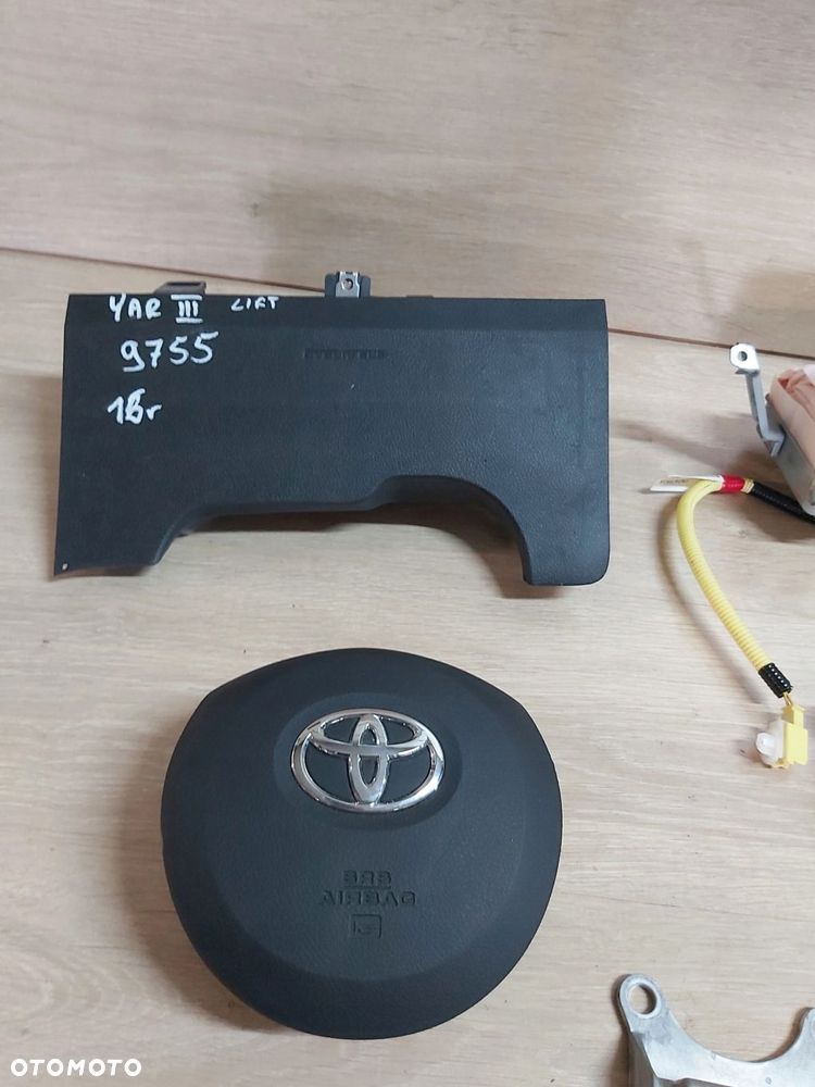 Toyota Yaris III Lift PODUSZKA AIR BAG kierowcy deska pas przód 2016r - 2