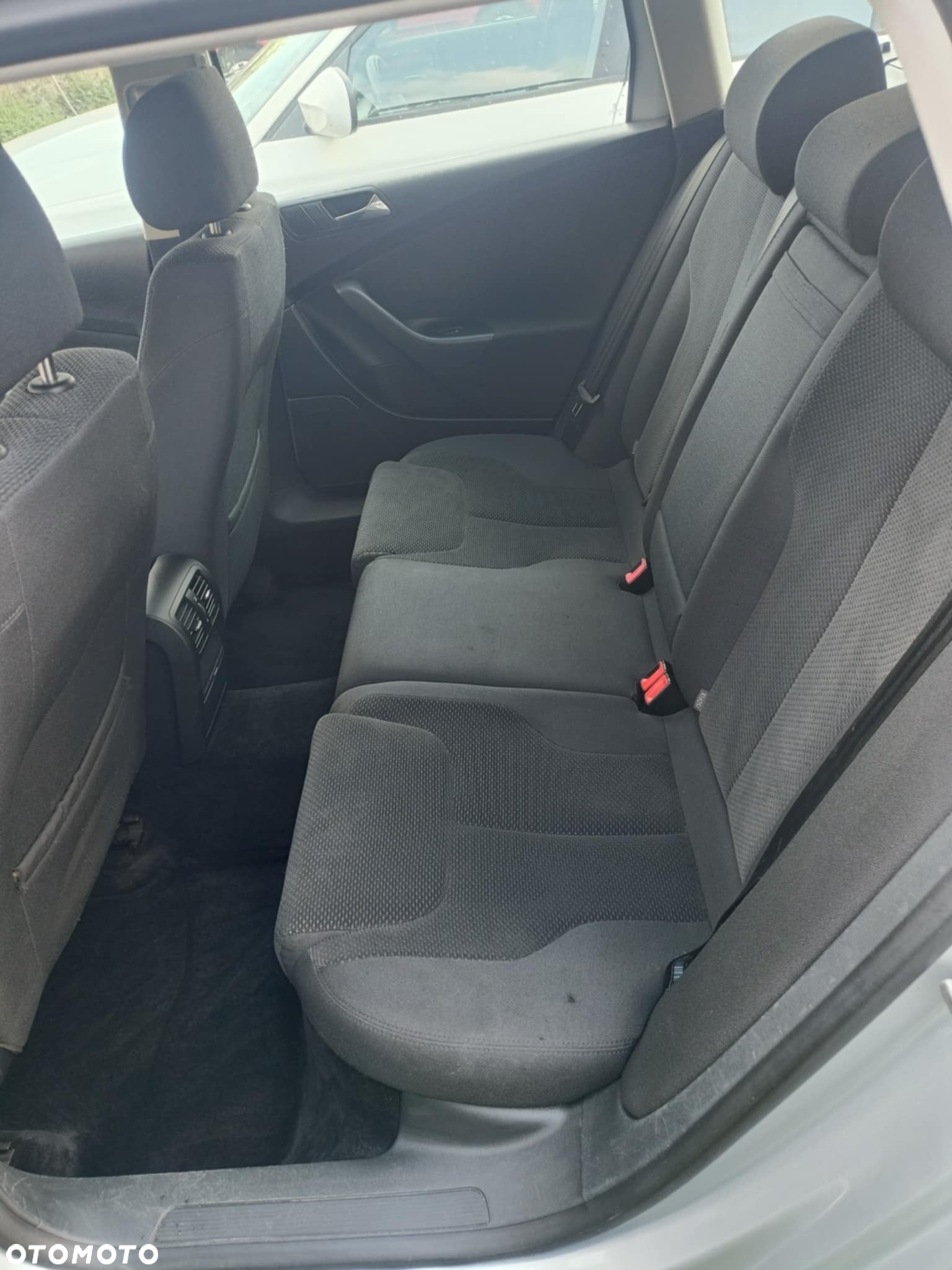 Volkswagen Passat 2.0 TDI Comfortline DSG - 9