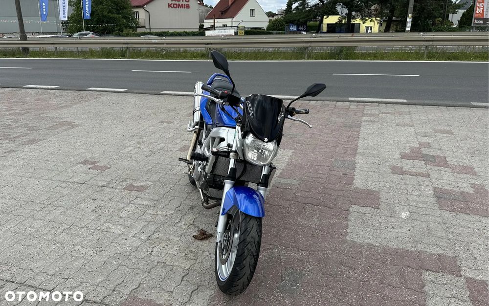 Suzuki SV - 7