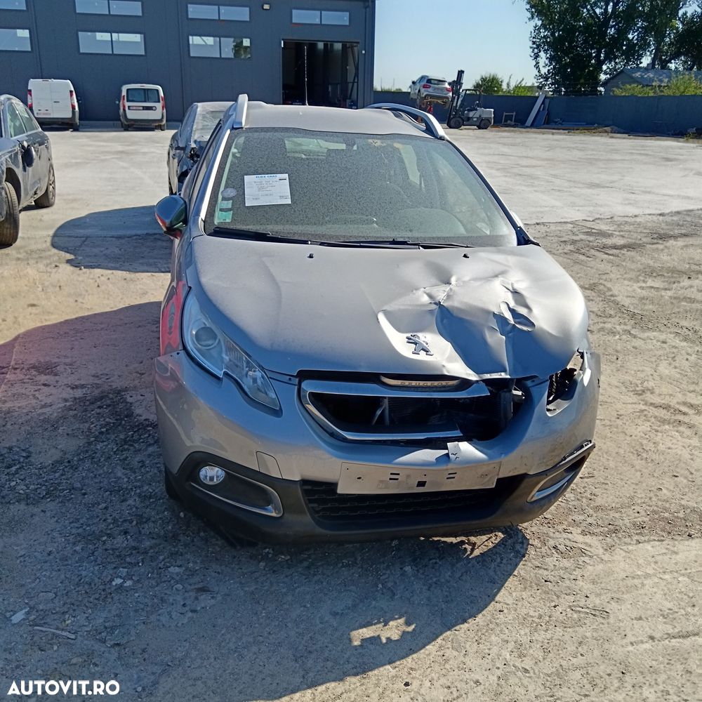 Dezmembrez Peugeot 2008 2014 Hatchback 1,2 vti - 4