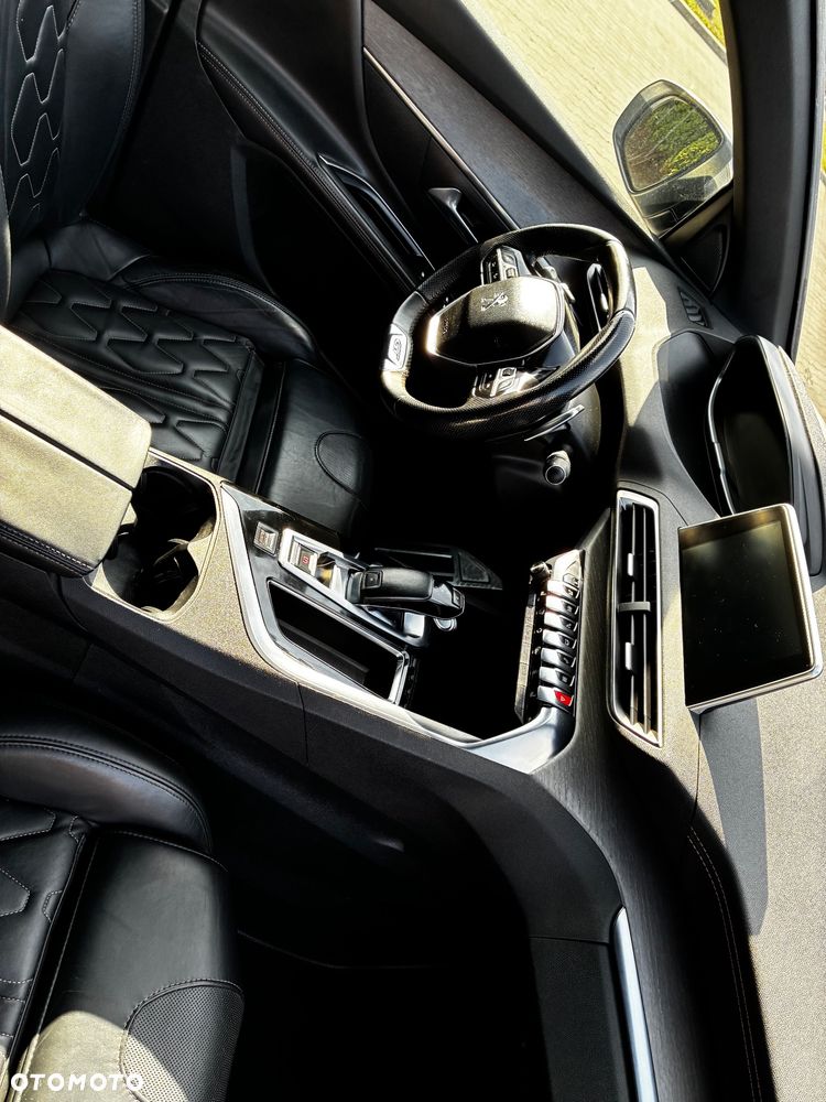 Peugeot 5008 BlueHDi 180 EAT6 GT - 15