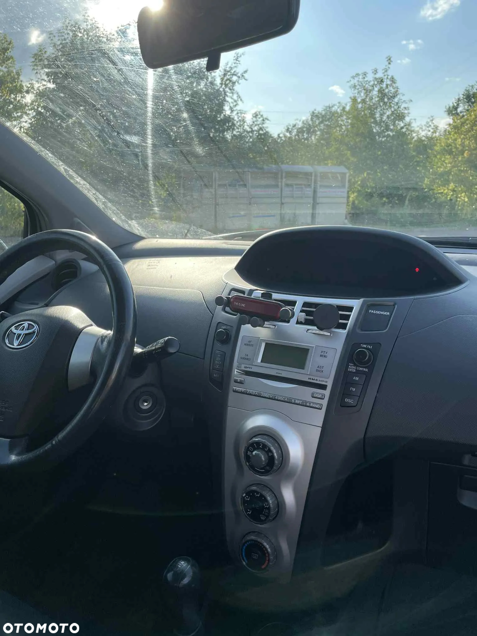 Toyota Yaris - 15