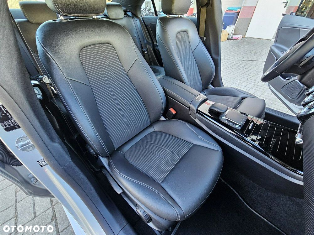 Mercedes-Benz CLA - 11