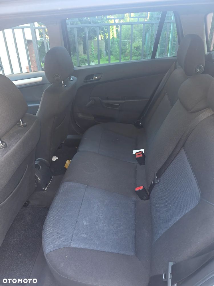 Opel Astra 1.7 CDTI - 6