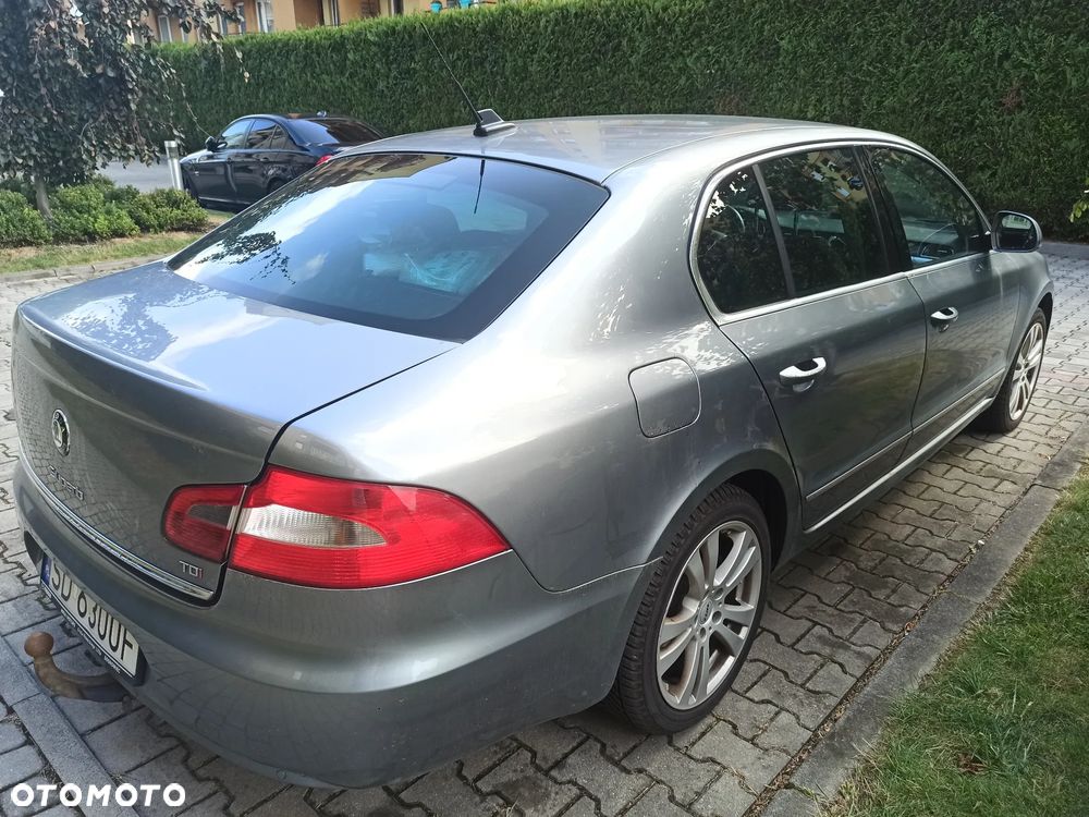 Skoda Superb - 2