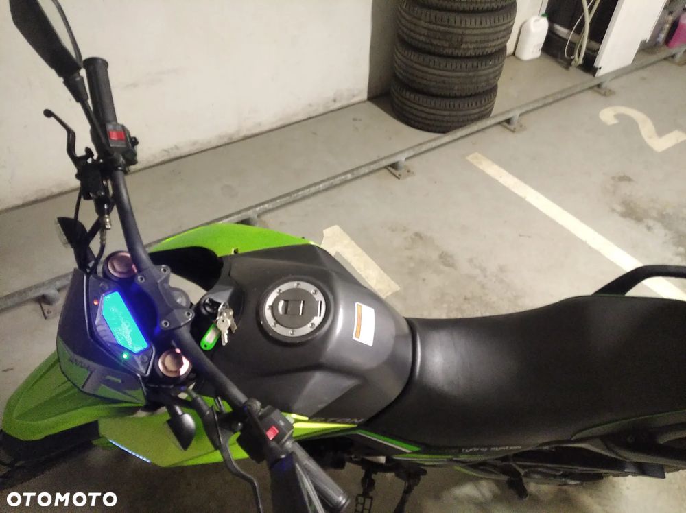 Barton Hyper - 10