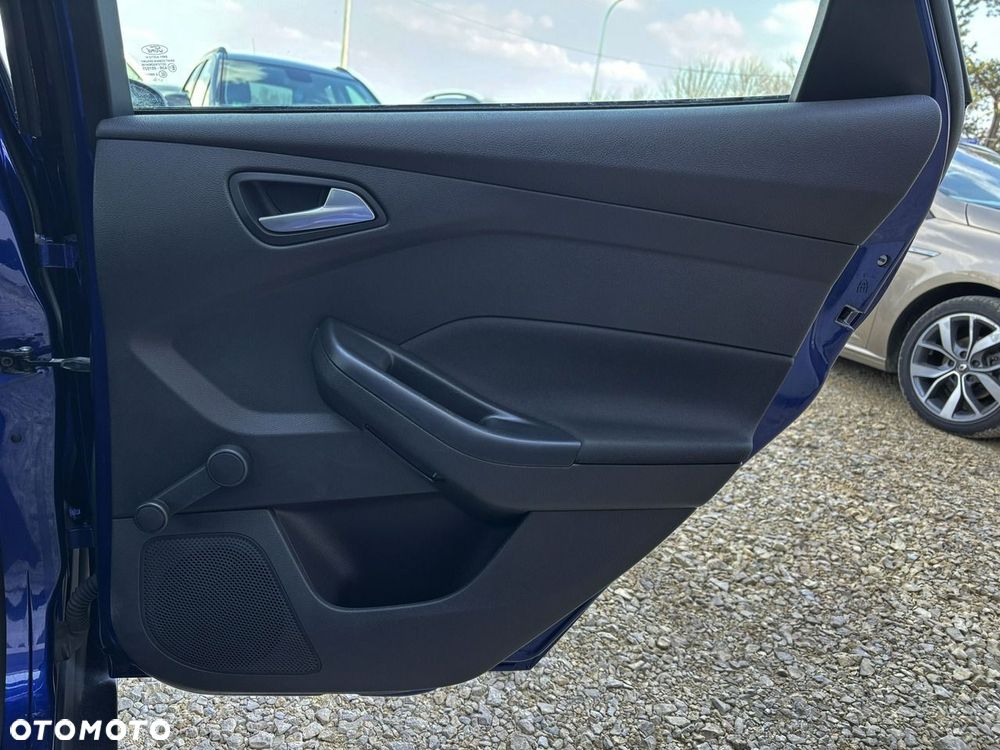 Ford Focus 1.6 Edition - 25