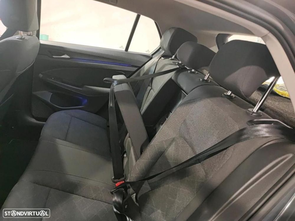 VW Golf - 4